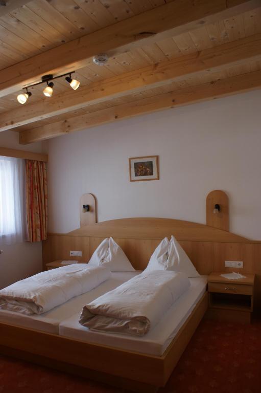 Bed and Breakfast Haus Bergkristall Obergurgl Zimmer foto