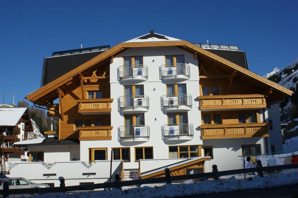 Bed and Breakfast Haus Bergkristall Obergurgl Exterior foto